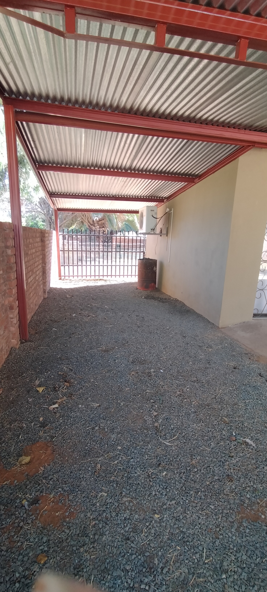 5 Bedroom Property for Sale in Jan Kempdorp Northern Cape